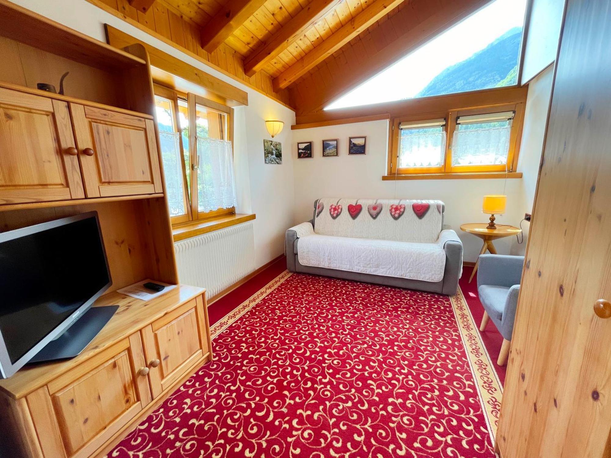 Chalet Al Lago Molveno Exteriör bild