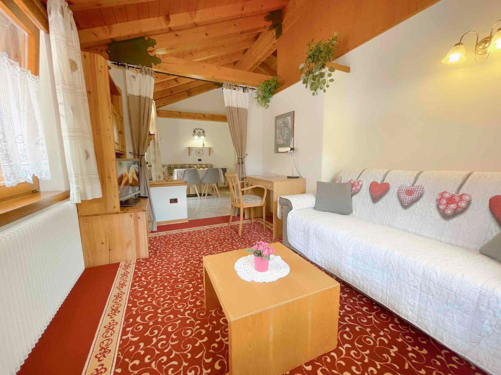 Chalet Al Lago Molveno Exteriör bild